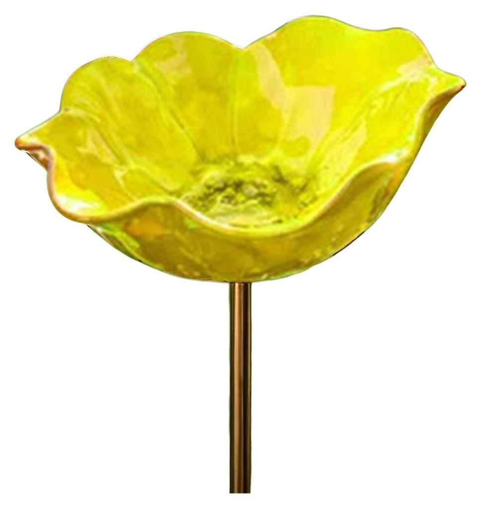 Metallener Blumenstecker mit bienenfreundlicher Tränke für den Garten, ideal für Insekten und als Vogelbad.
