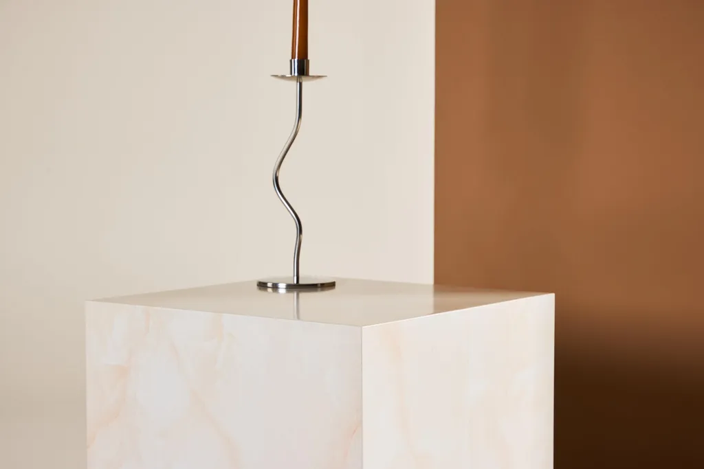 Guéridon York jaune clair : petit meuble d'appoint décoratif et chic - 5