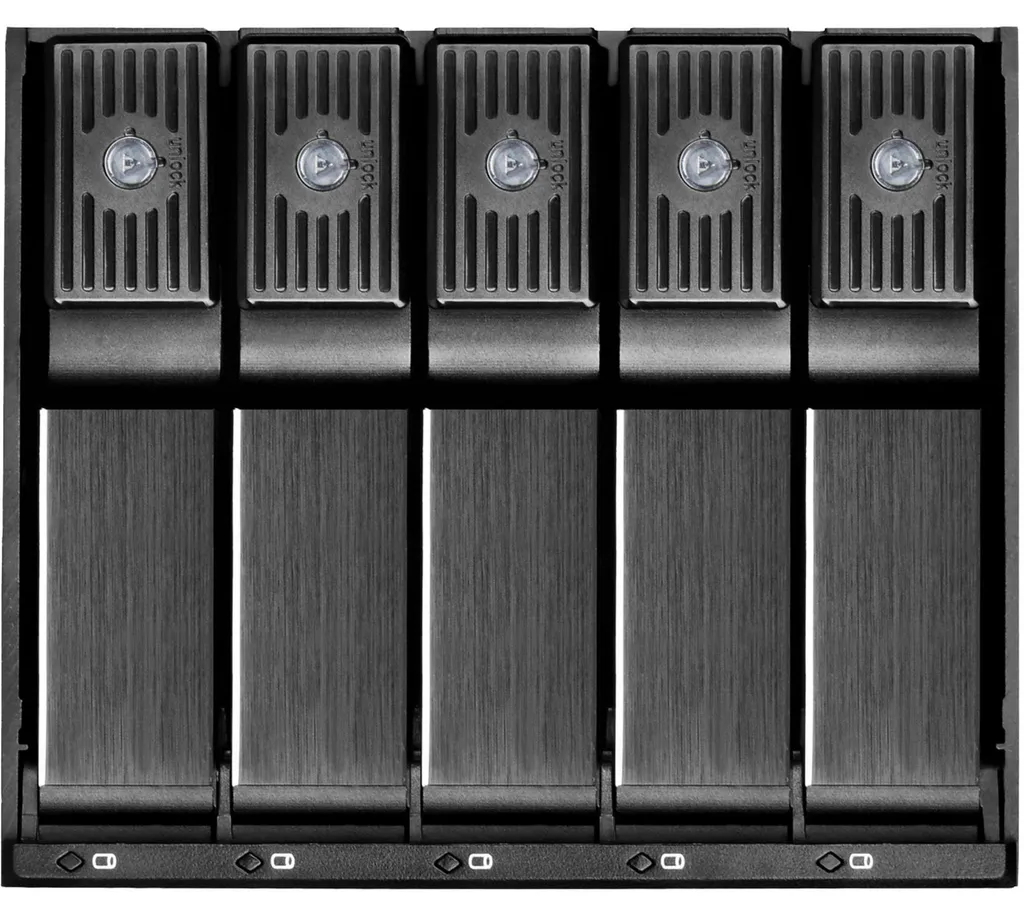 Rack Mobile 5 Baies FS305-12G SilverStone avec Transfert Rapide 12G