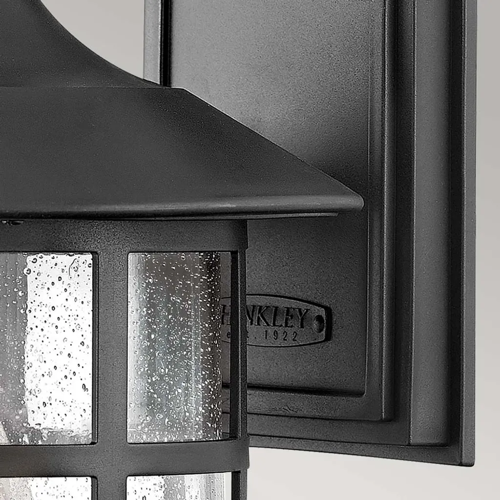 Applique d'extérieur E27 60W Freeport Hinkley Noir texturé élégante
