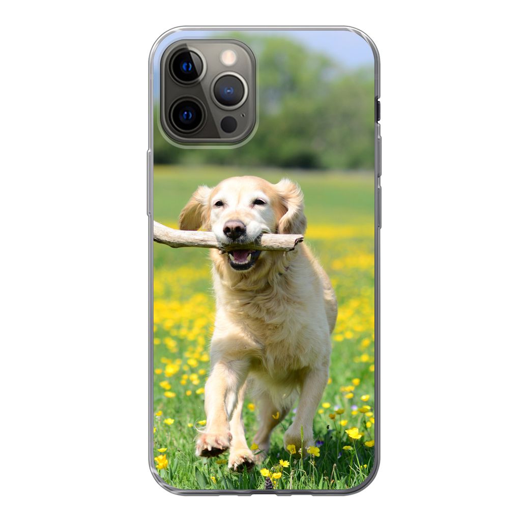 MuchoWow Handyhülle Schutzhülle Hülle für iPhone 12 Pro Golden Retriever mit einem Zweig im Maul zwischen gelben Blumen Silikon Softcase Hand...