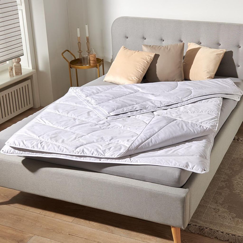 Traumschlaf Vierjahreszeiten Nature Kamelhaardecke, Füllung: 100% Kamelhaar 160x210 cm