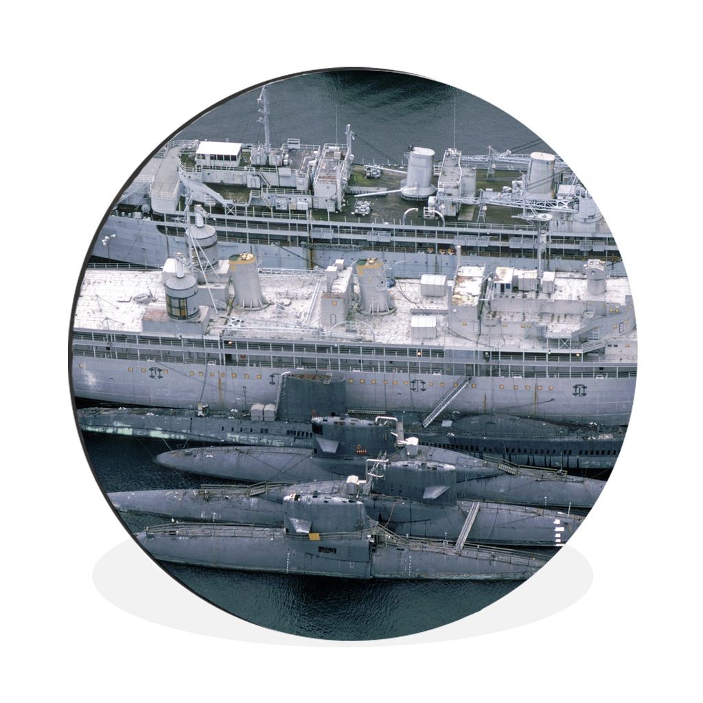 MuchoWow Aluminium Wandkreis Ein Marineschiff mit einigen U-Booten Ø 60 cm Wanddeko Modern Wohnzimmer - Wand Kreis - Wandbild - Schlafzimmer - A...