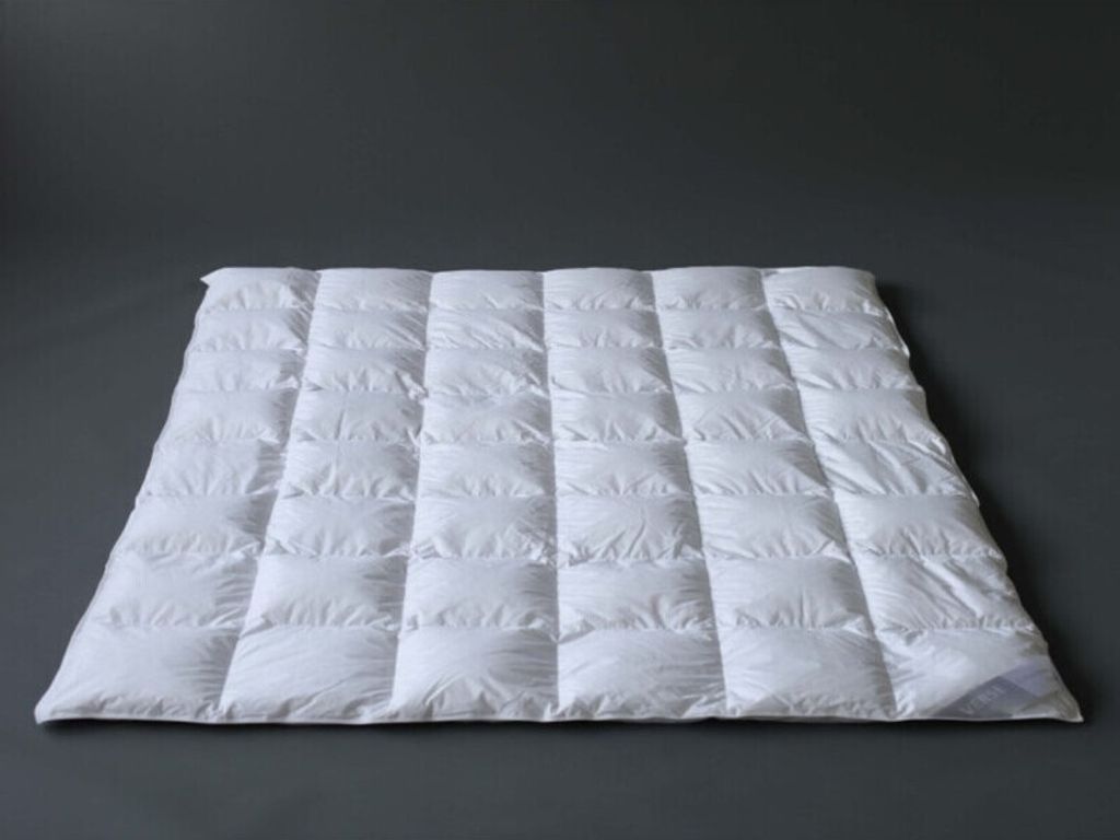 Daunen-Bettdecke - Extra-Leicht Kassettenbett - Sommer-Bettdecke - Verse Rubin weiß,155x220 cm