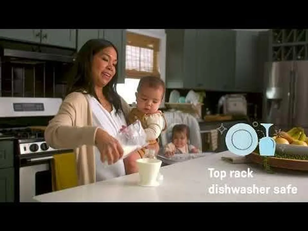 Porte-biberon ventouse Ingenuity Bokee gris clair pour repas de bébé
