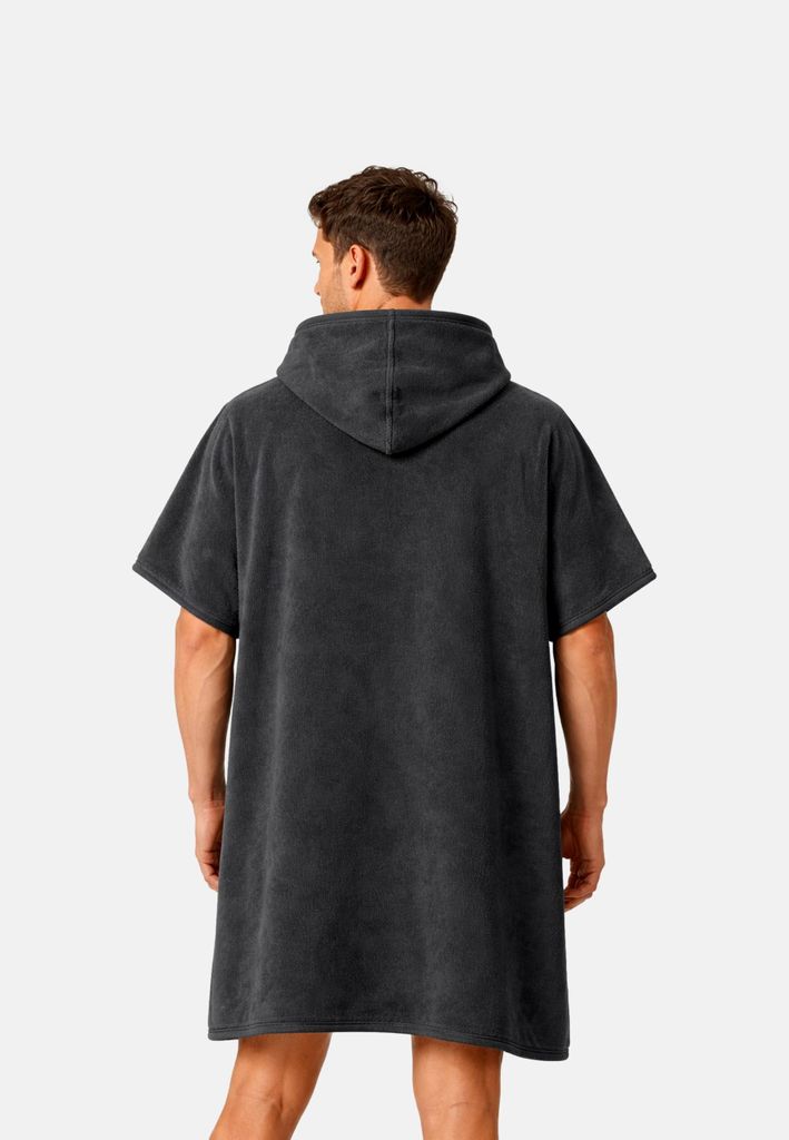 Puma Bademantel teamADDITIONS Poncho Produktbild 