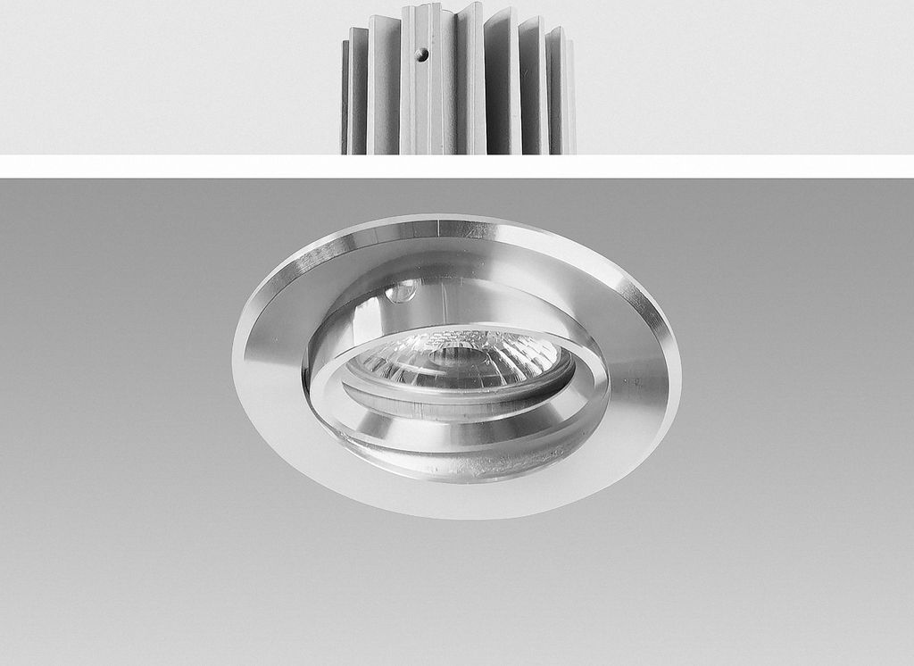 LED Einbaustrahler Genius 2700K Warmweiß 9W 16302-1 Ø 67mm