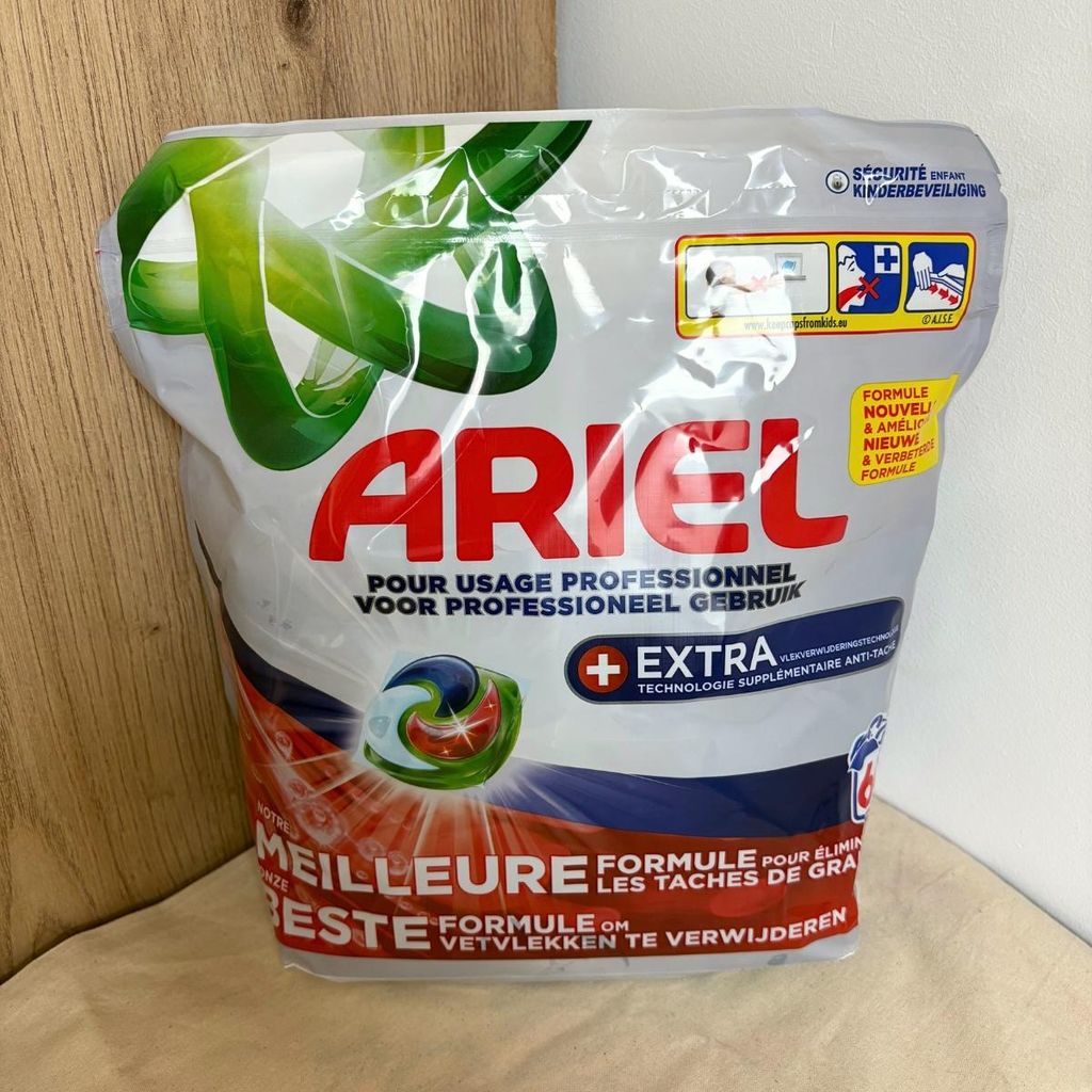 Lessive capsule Ariel PODS All in One Ultra Détachant – Image du produit 