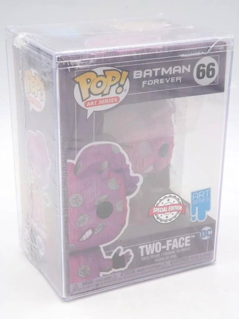 Batman Forever Two-Face Funko Pop 66 Art Series Figurine Rare DC