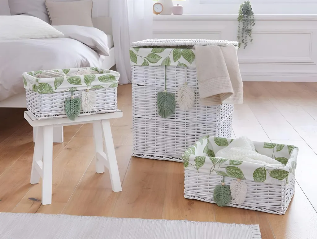 Set de 3 paniers en osier blanc avec motifs feuilles et doublure tissu
