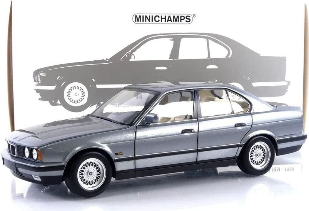MINICHAMPS 1/18 BMW E34 535i ブラックメタリック 1:18 BMW 535i E34 - Minichamps [Unboxing] - YouTube