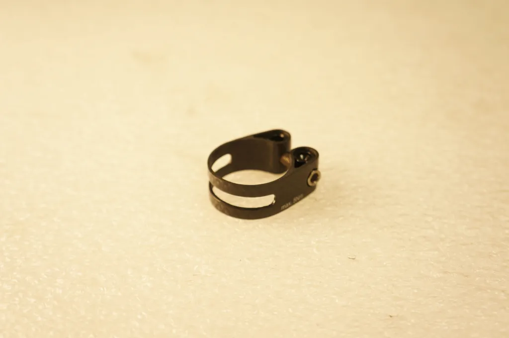 Collier de serrage tige de selle Prc Spc1 Carbon 31,8 mm Noir d'origine