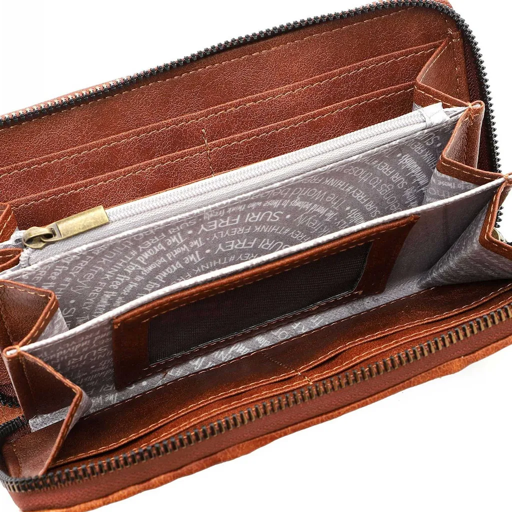 Compagnon SURI FREY Bly Cognac idéal pour organiser cartes et monnaie