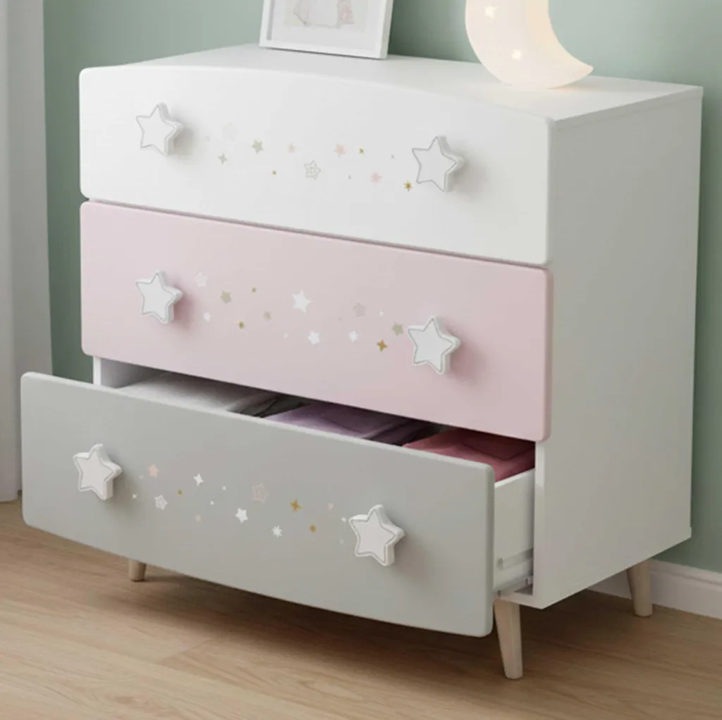 Commode Stellar style constellation avec finitions géométriques