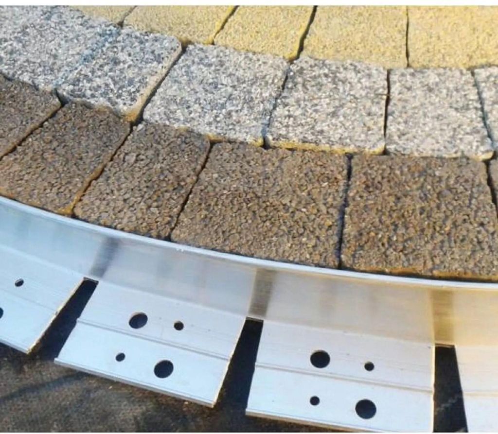 Ultra wytrzymałe aluminiowe obrzeże trawnikowe 64mm x 100cm Zdjęcie produktu 