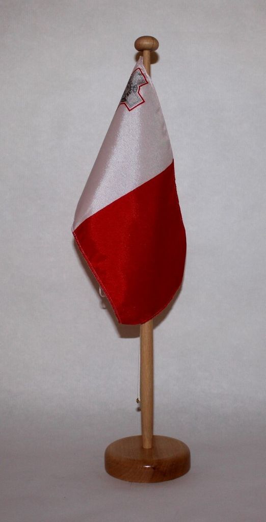 Tischflagge Malta 25x15 cm mit Holzständer Produktbild 