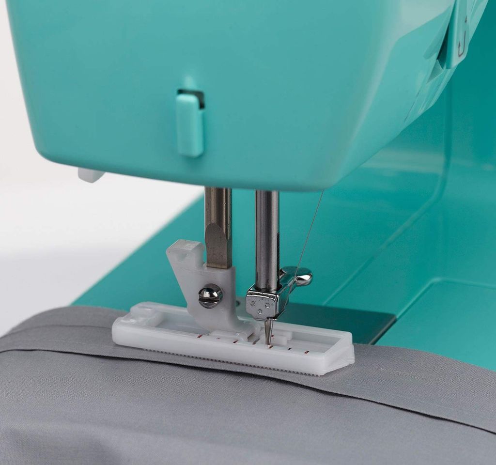 Turquoise Sewing Singer Machine 3223