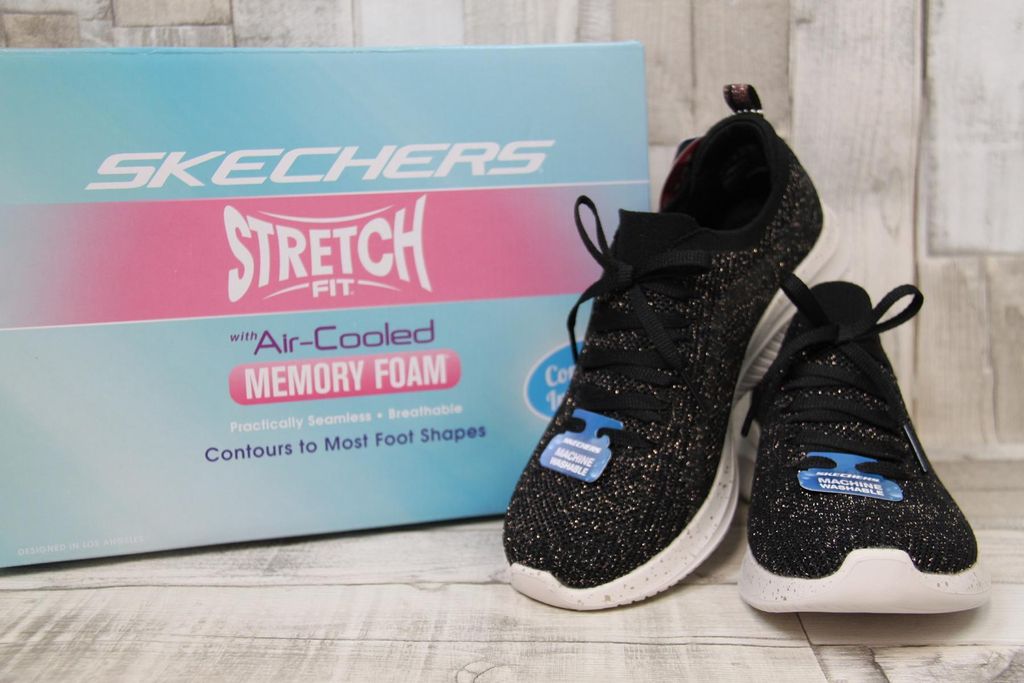 Skechers Sporthalbschuhe Formsohle modisch in schwarz, Gr. 36