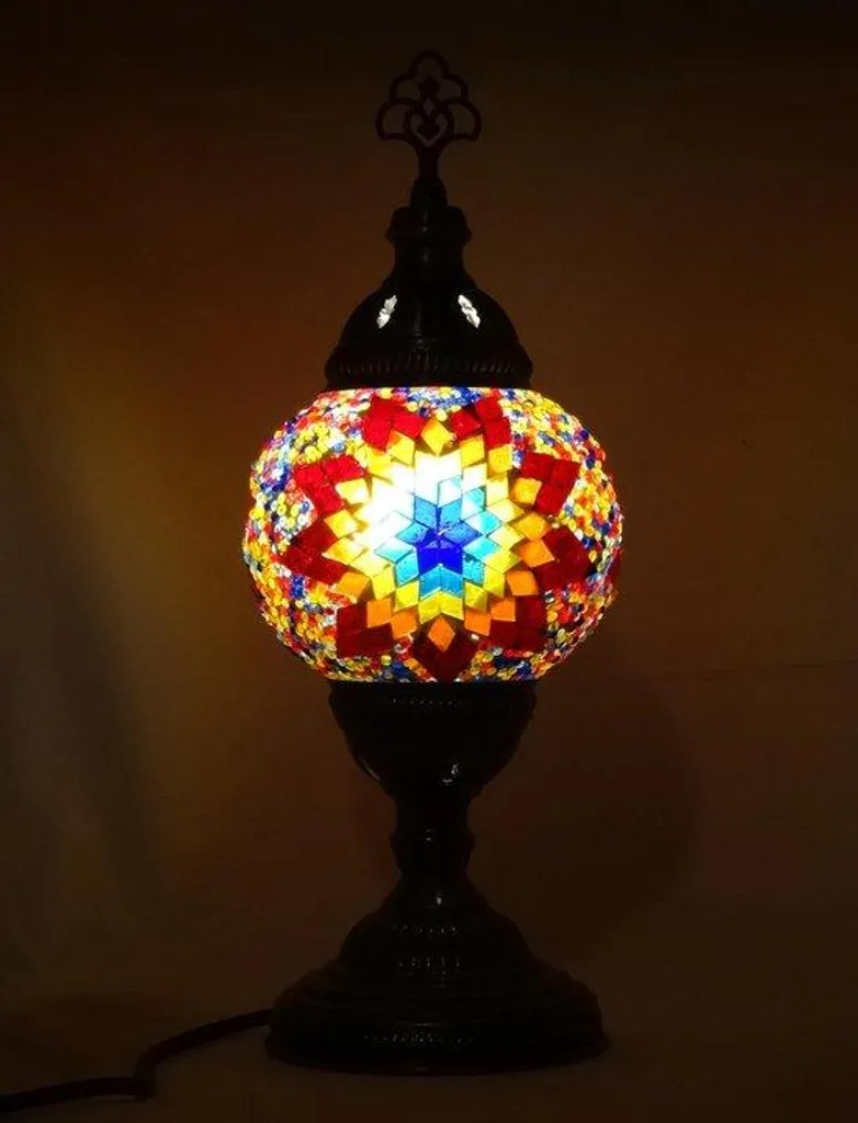 Lampe orientale pour ambiance zen - Luminaire mosaïque chambre et salon