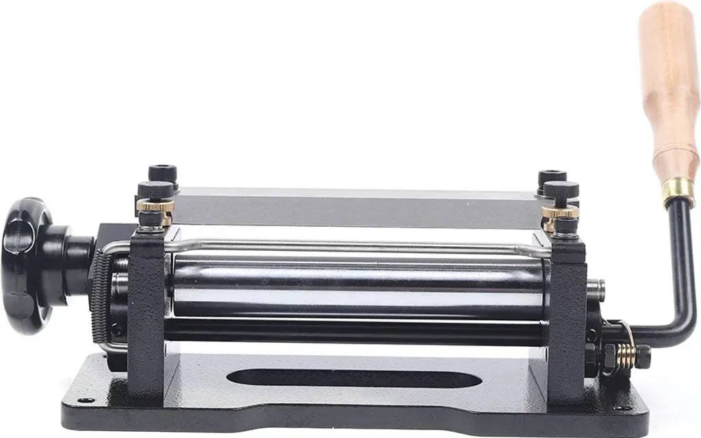 Machine à poncer le cuir pour ceintures et lanières 7cm épaisseur 1mm
