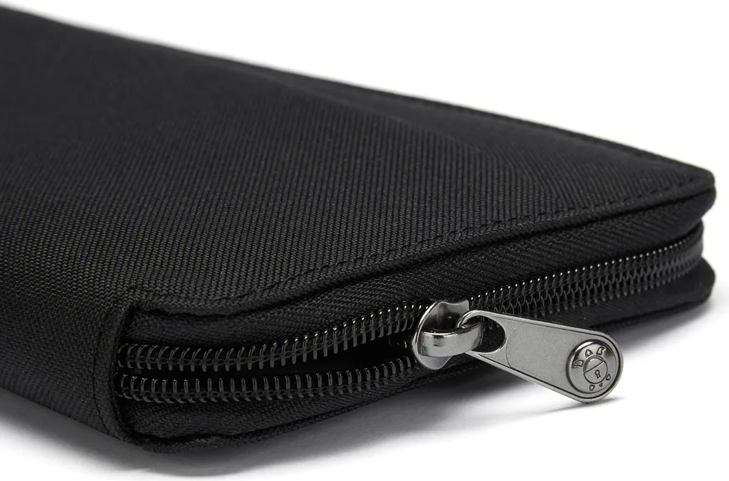 Portafoglio Viaggio Pacsafe RFIDsafe Jet Black - Organizzatore Passaporto - 12