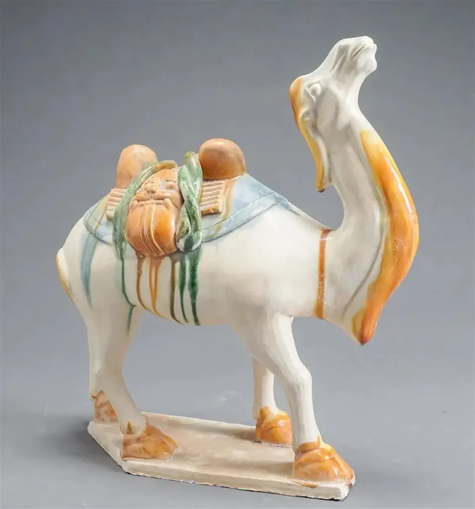 Objet de Décoration Asiatique Chameau Tang pour Intérieur Authentique