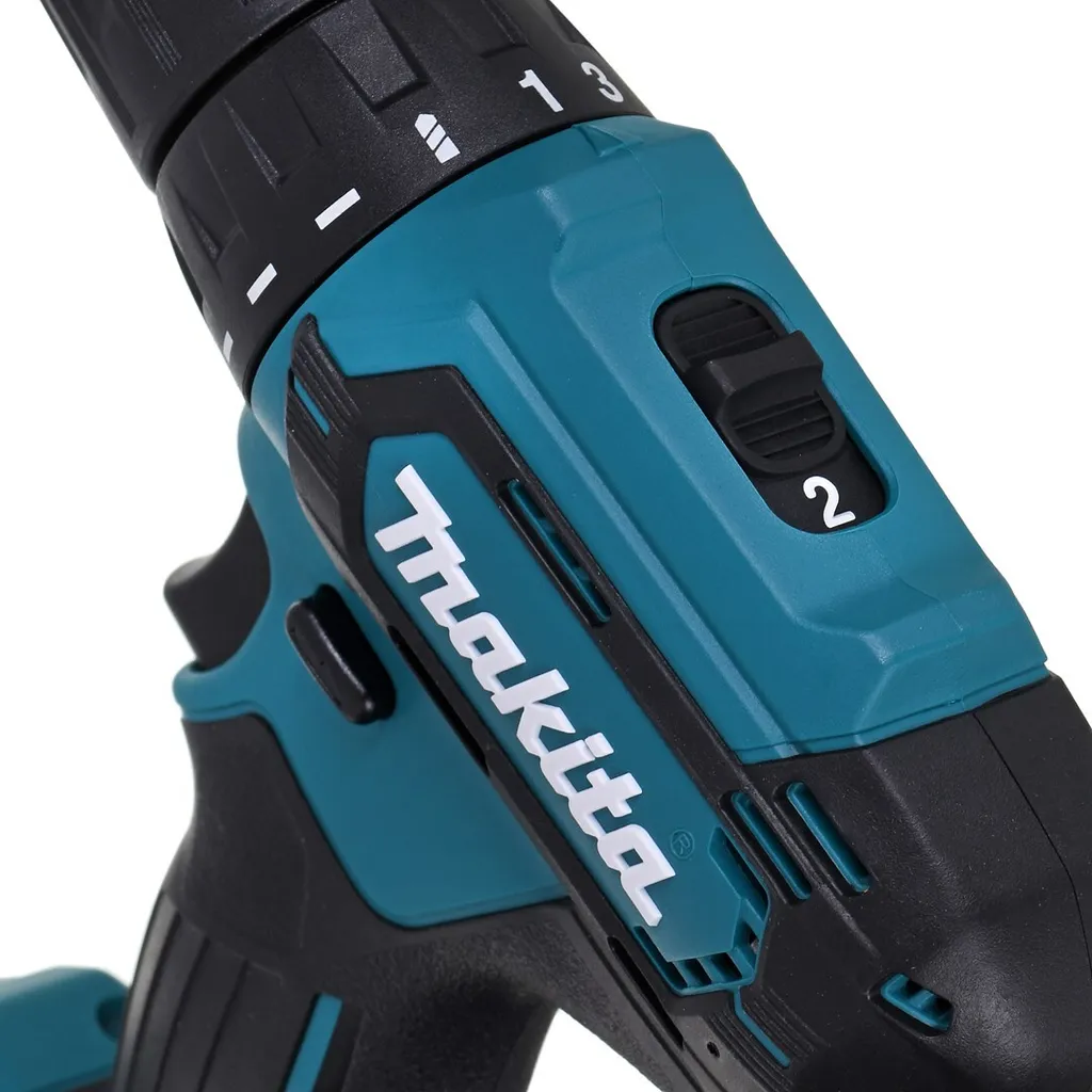 Perceuse visseuse DF333DWAE Makita compacte pour accès difficiles 12V - 12