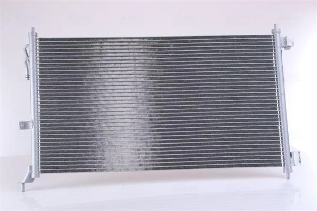 Condenseur de Clim Nissens 940557 pour Nissan Tiida - Qualité Origine