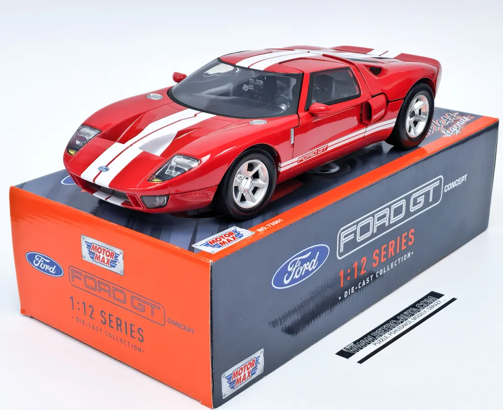 Ford GT Concept Gulf 1:12 rouge MOTORMAX : Modèle réduit en métal détaillé