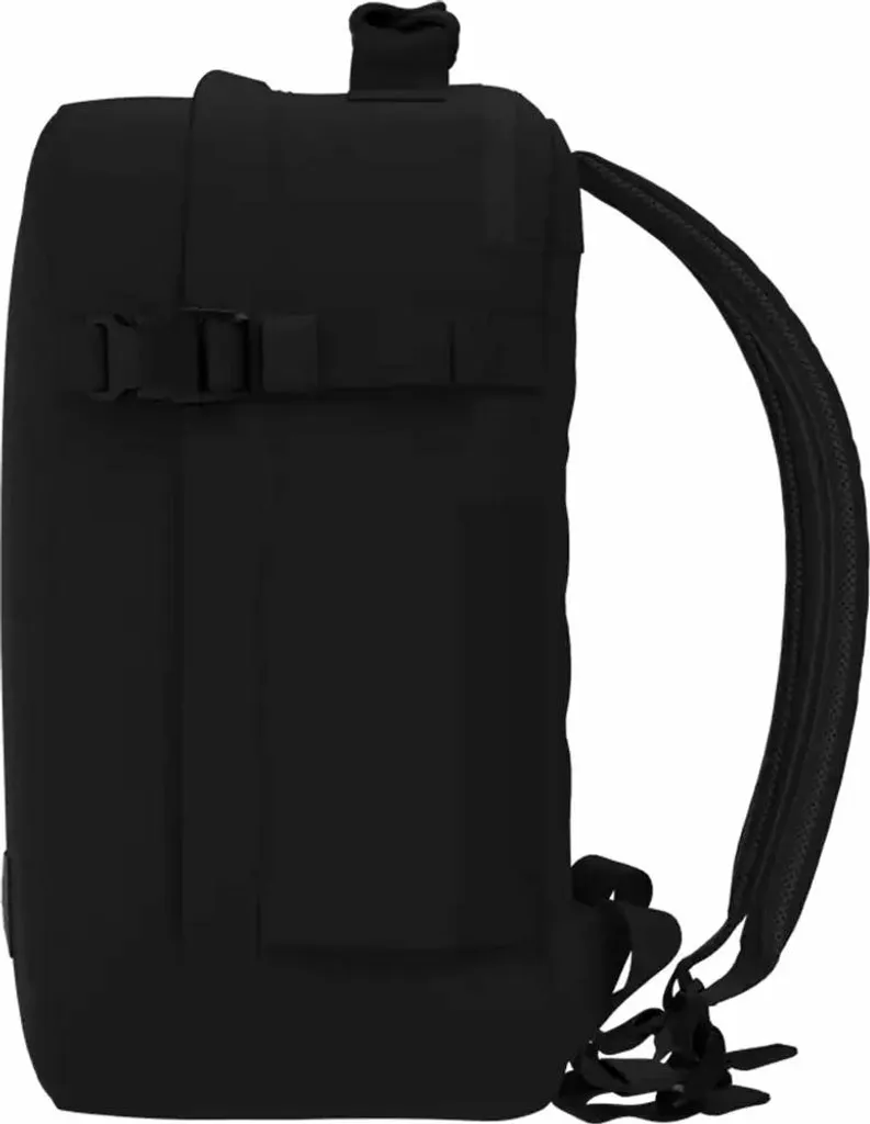 CabinZero Classic Tech 28L Navy : Sac Ultra Léger avec Protection PC - 3