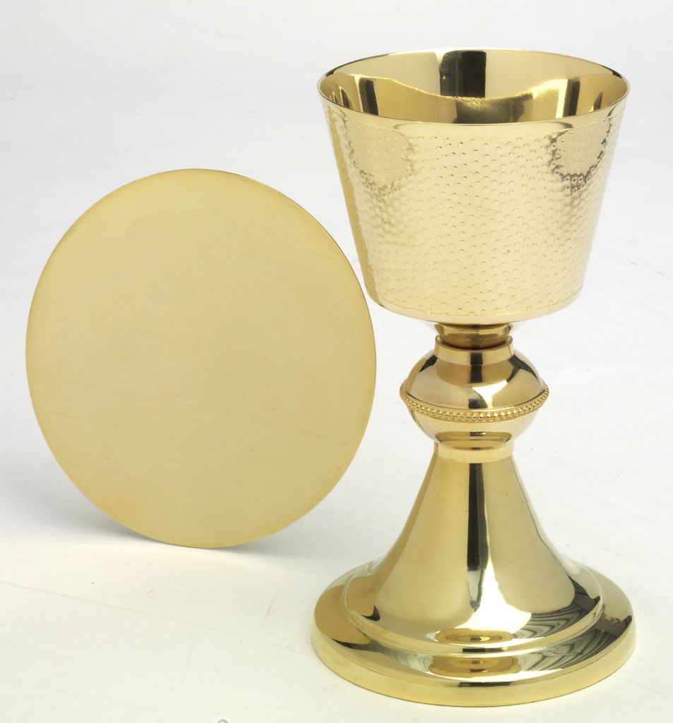 Kelch mit Patene vergoldet (Höhe 19 cm)