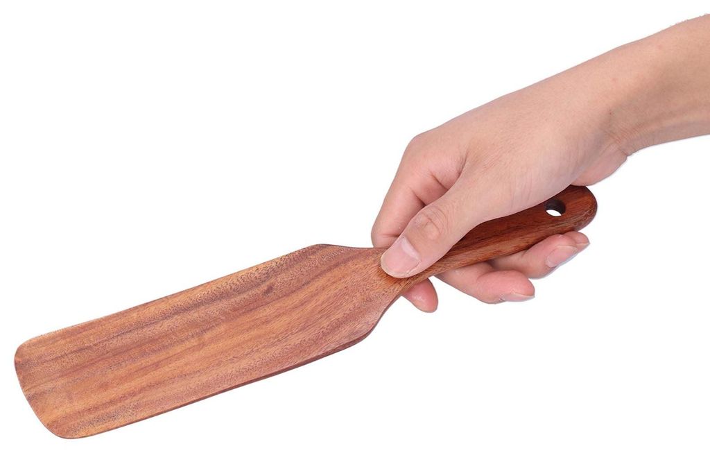 Hitzebeständiger Holzspatel für Omeletts und Pfannkuchen
