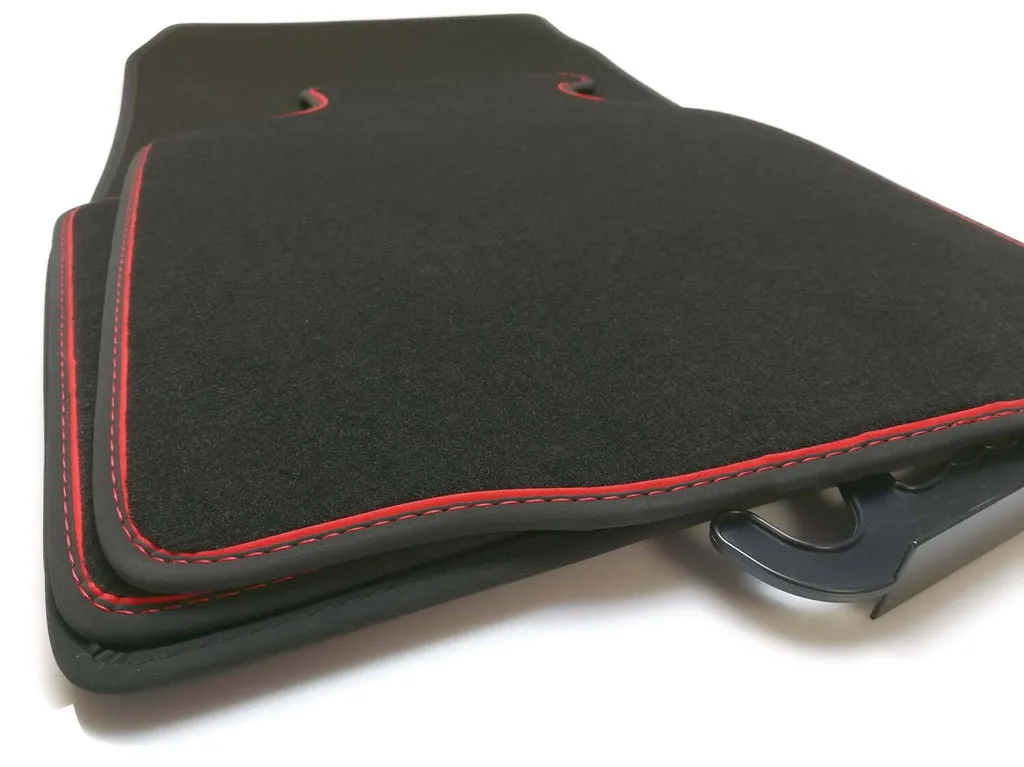 Set Tappetini Auto Mini R60 R61 Velours Premium Nabuk Rosso 4 pezzi