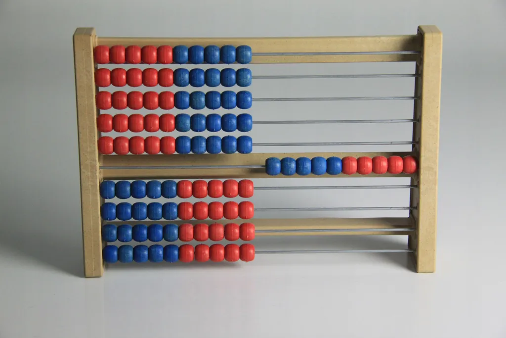 Boulier compteur en bois 10 rangées pour apprentissage des mathématiques
