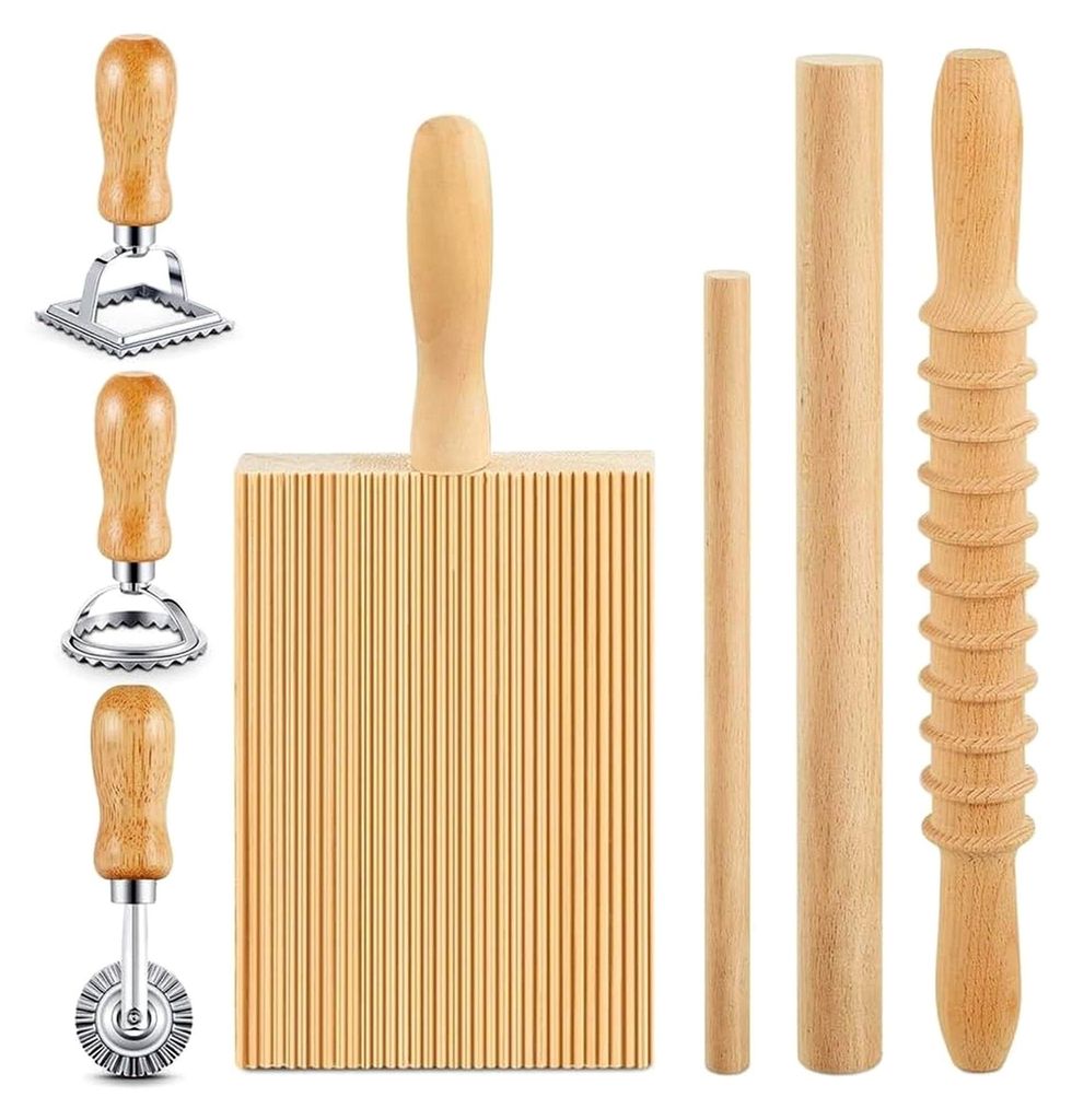 7-Teiliges Nudelherstellungs Werkzeug, Gnocchi-Brett Aus mit Ravioli-Stempel Knödelmacher und Nudelholz-Set, Pasta Maker Set, Nudelmaschine für H...