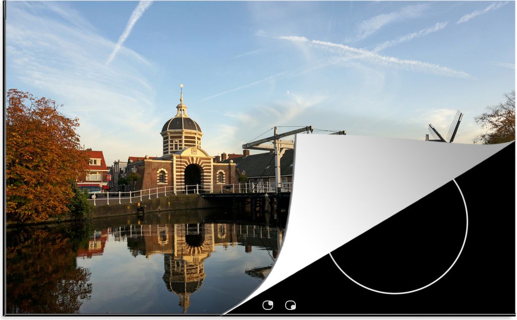 KitchenYeah Herdabdeckplatte Tor - Wasser - Leiden , 80x52cm, Küche Deko, Glaskeramikkochfeld Herdabdeckung, Abdeckplatte fùr Kochfeld