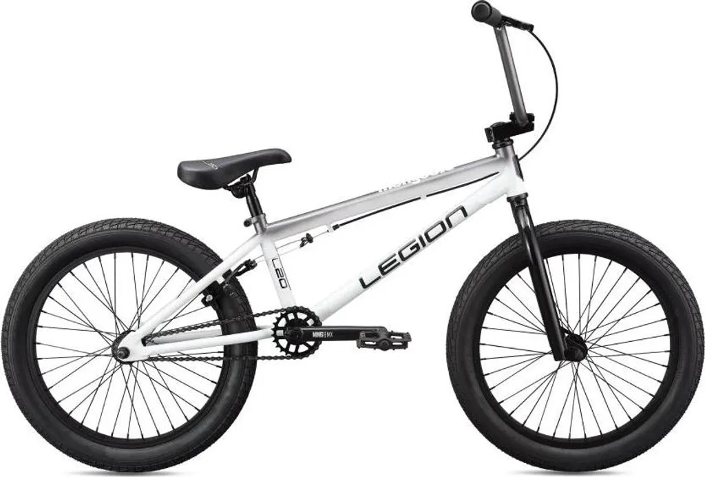 BMX Mongoose Legion L20 Blanc : Cadre Robuste et Pneus Larges 2.3 Pouces