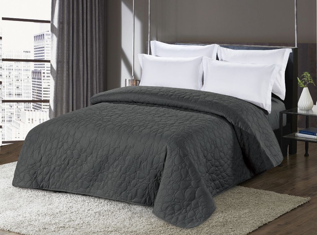 Ciemnoszara narzuta ze wzorem STONE Rozmiar: 220 x 240 cm Zdjęcie produktu 
