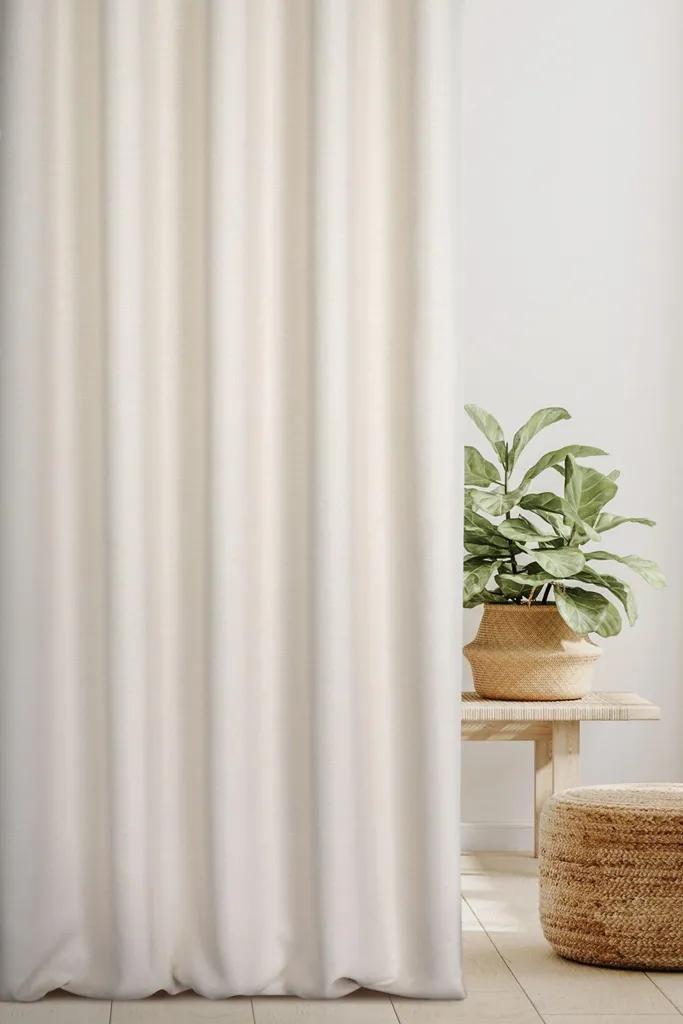 Rideau beige occultant partiel 140x250 pour protéger votre intimité