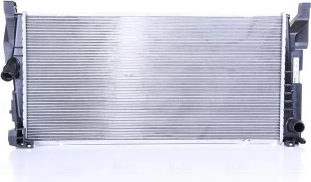 Réparer le Refroidissement BMW F45 X1 avec le Radiateur NISSENS 69710