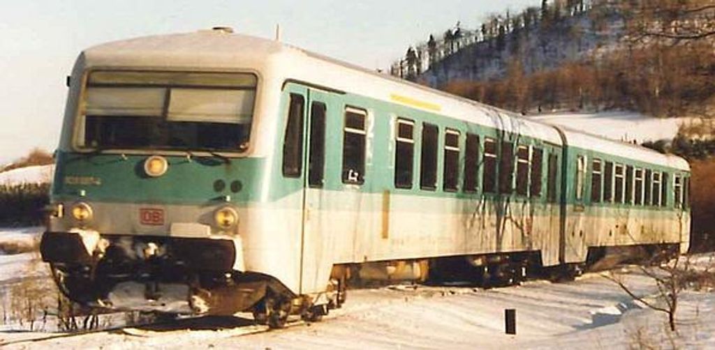 KRES Nahverkehrstriebwagen BR 628.4M DB Ep.V mintgrün