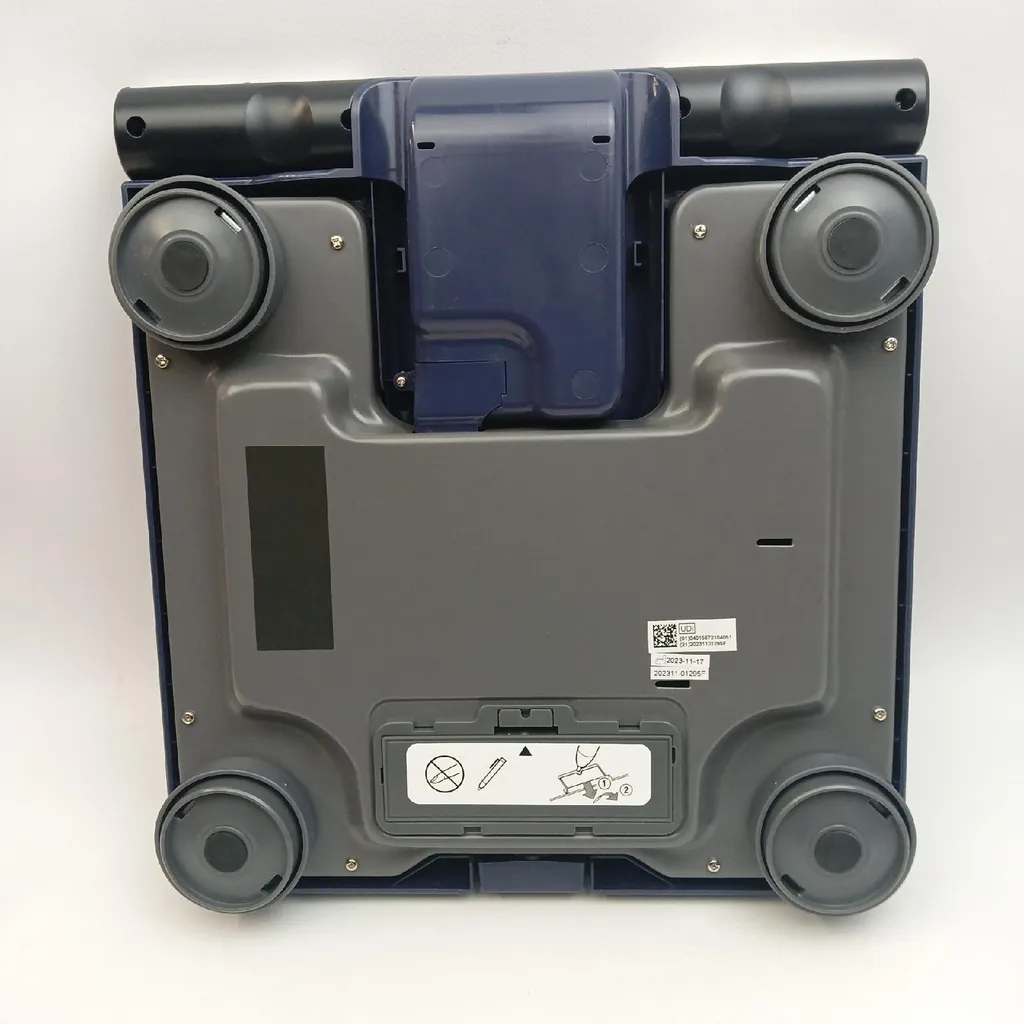 Bilancia Elettronica Omron BF511: Design Quadrato e Precisione Blu - 13