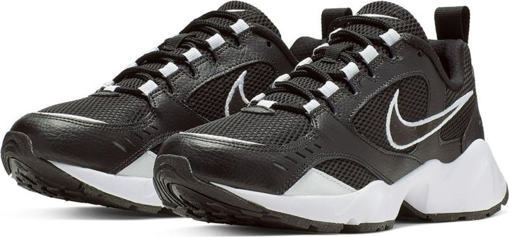 Nike Wmns Air Heights Sportschuhe, Größe 39 Produktbild 