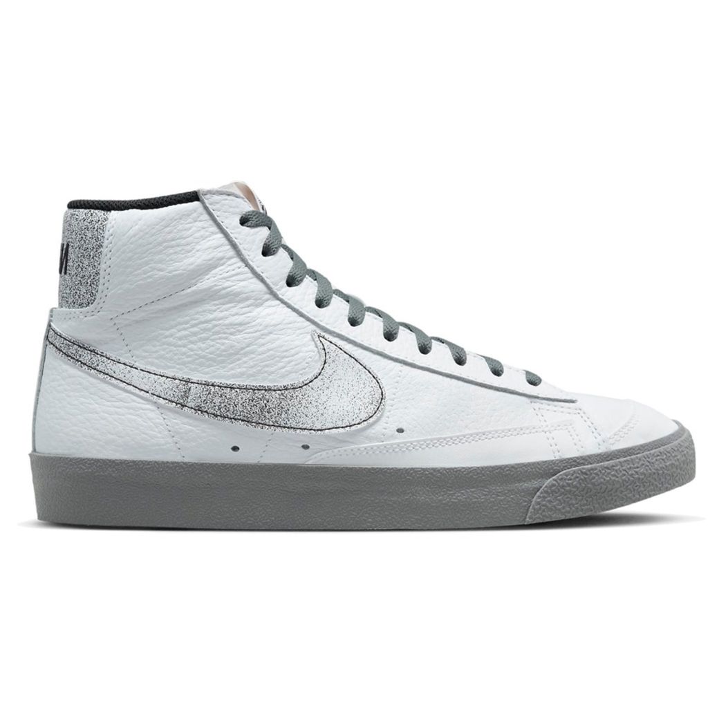 Nike Schuhe Blazer Mid '77, DV7194100