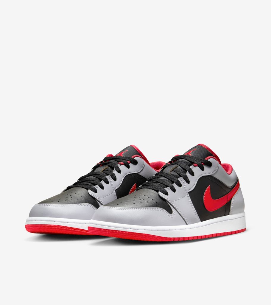 Sportschuhe Nike Air Jordan 1 Low 553558 060, Größe 46