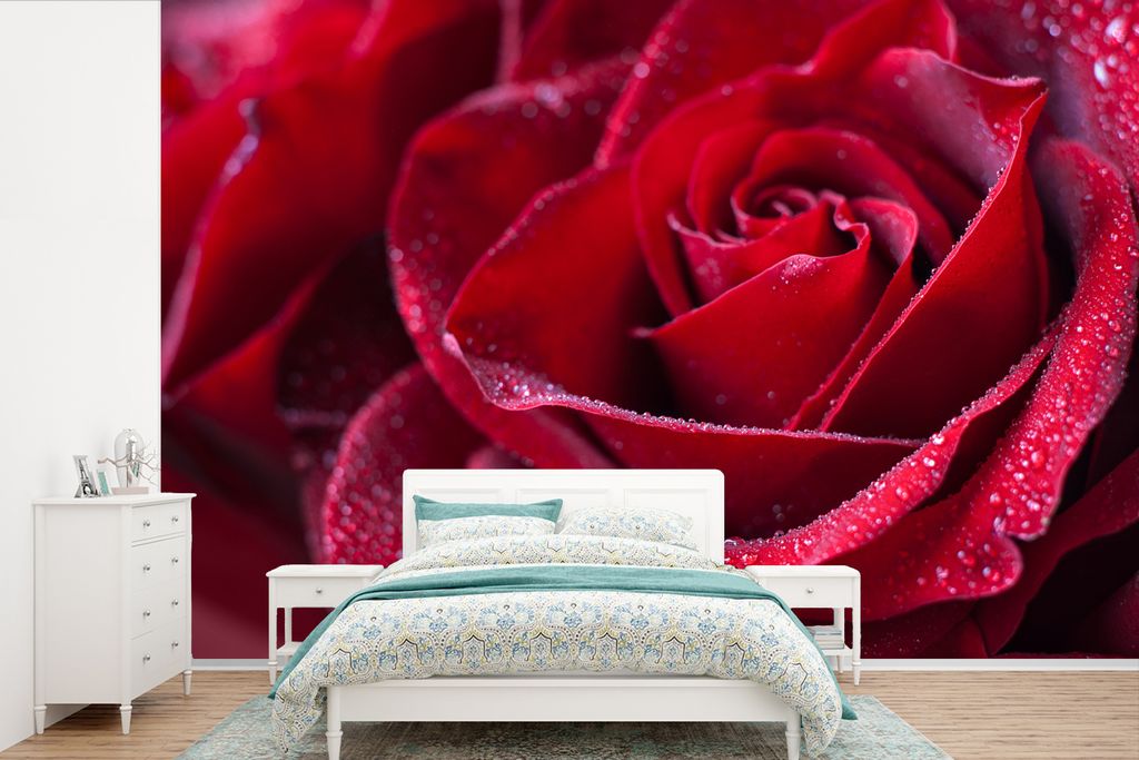 MuchoWow Fototapete für Wohnzimmer oder Schlafzimmer Wandtapete Vinyl Motivtapete Rose - Rot - Tropfen - 525x350 cm - Das Hintergrundbild