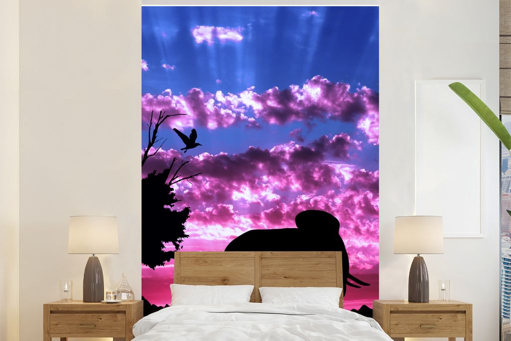 MuchoWow Fototapete für Wohnzimmer oder Schlafzimmer Wandtapete Vinyl Motivtapete Elefant - Vogel - Lila - Rosa - 200x300 cm - Wanddekorationen