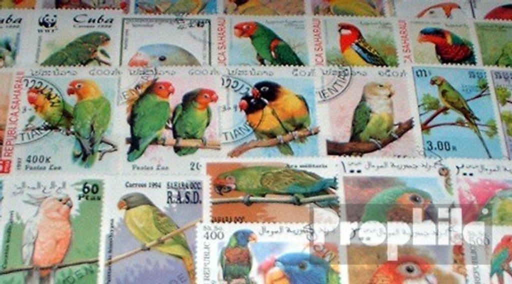 Briefmarken Motive 50 verschiedene Papageien Marken