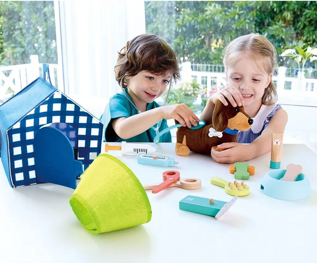 Clinique vétérinaire Hape en bois durable avec peluche de chiot