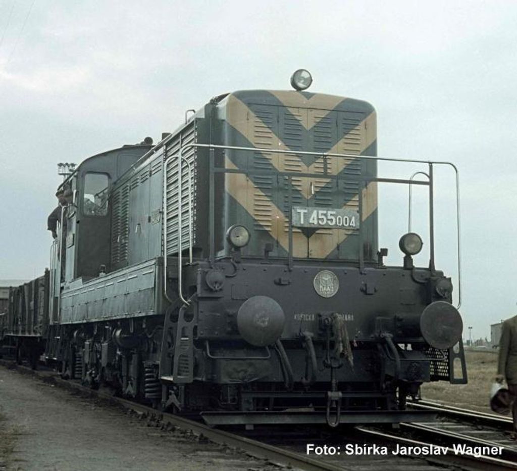 Piko Diesellok/Sound T445.0 CSD III + PluX22 Dec. 52385